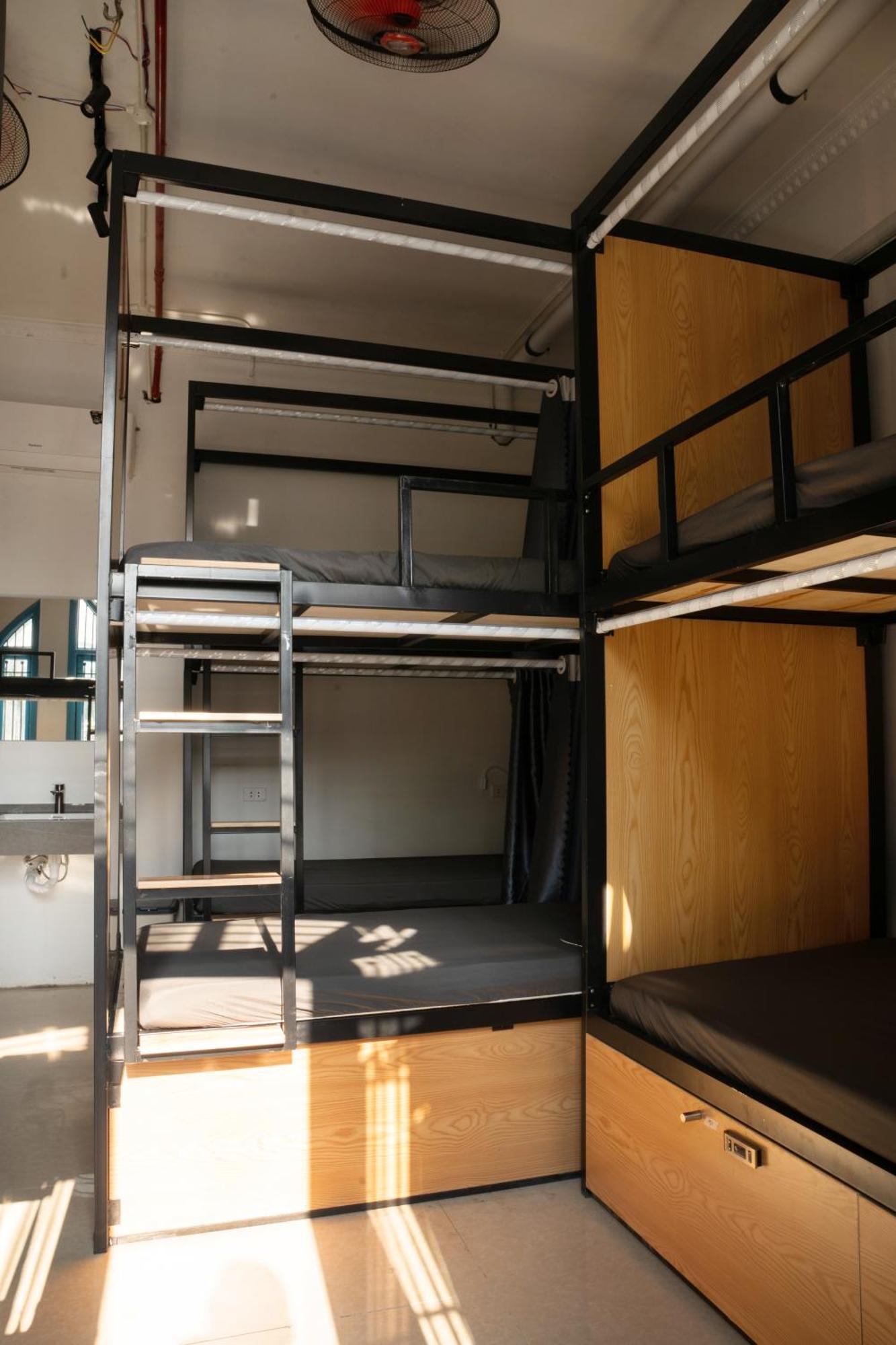 Quiri Hostel Hanoi Exterior photo